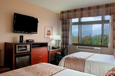 Best Western Plus Arena Hotel New York Buitenkant foto