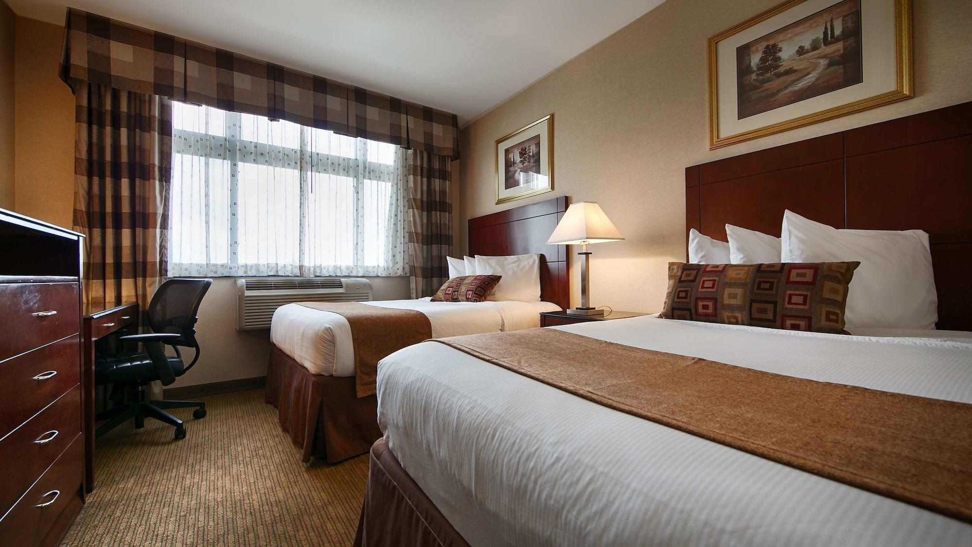 Best Western Plus Arena Hotel New York Buitenkant foto